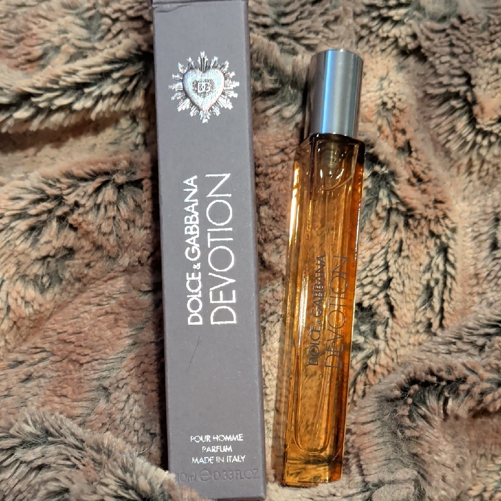 Dolce & Gabbana Devotion Fragrance with Silver Cap